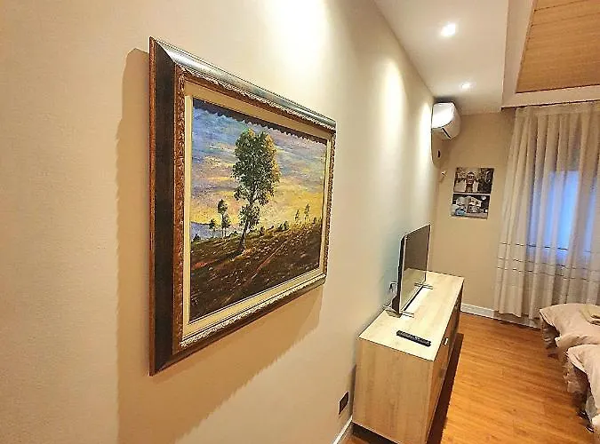 Centerscape - Studio By Dion 아파트 티라나